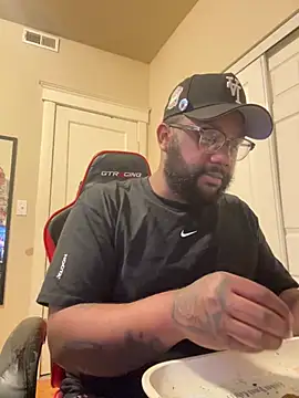 DYnastywatchOut online show from May 3, 1:41 am