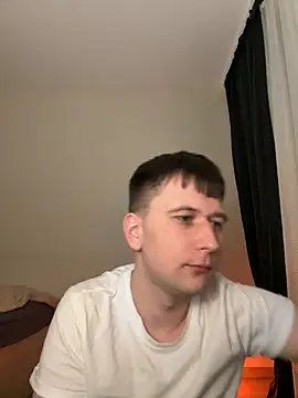 submarine  online show from April 13, 7:03 pm