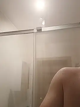 Miro9 online show from June 1, 10:10 pm