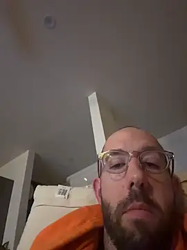 steveperry6969 online show from April 20, 1:13 pm