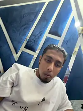 Kingsex101 online show from April 21, 9:10 pm