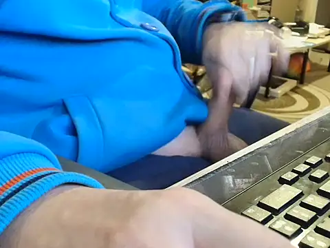 B95WIK online show from November 6, 3:04 pm