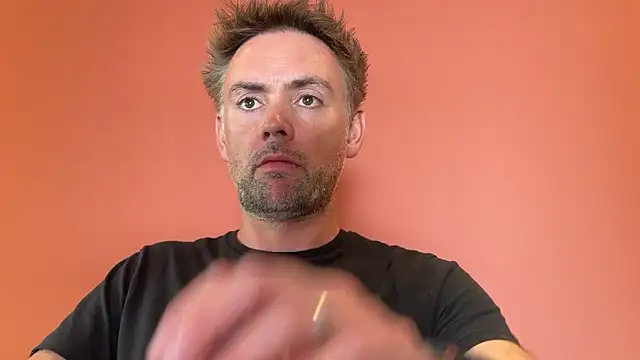 BronzeShowtime67 online show from April 28, 2:44 pm