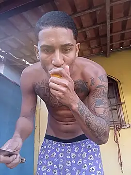 gui carioca7 online show from July 19, 7:20 pm