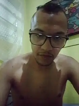 Marciosafado25 online show from May 1, 12:04 am