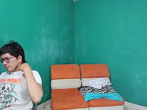 patry and elioo online show from May 13, 3:25 am
