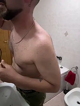 naughtybustard online show from June 10, 12:45 am