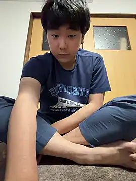 YuuYuu 010 online show from June 11, 2:04 pm
