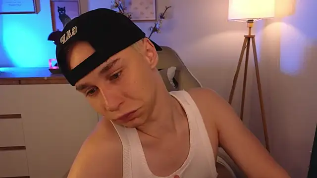 e1v1s online show from June 19, 3:28 pm