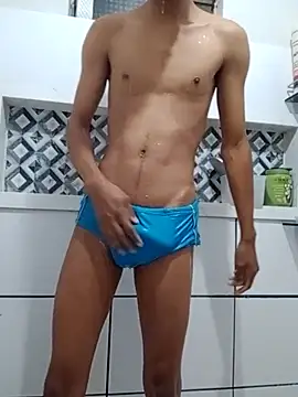 Lucaslimois online show from May 24, 10:38 pm