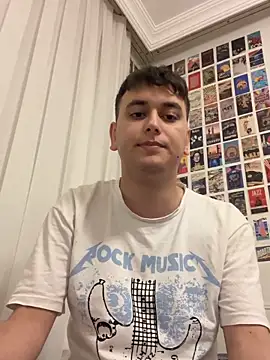 imjustaboyy1 online show from May 27, 8:39 pm