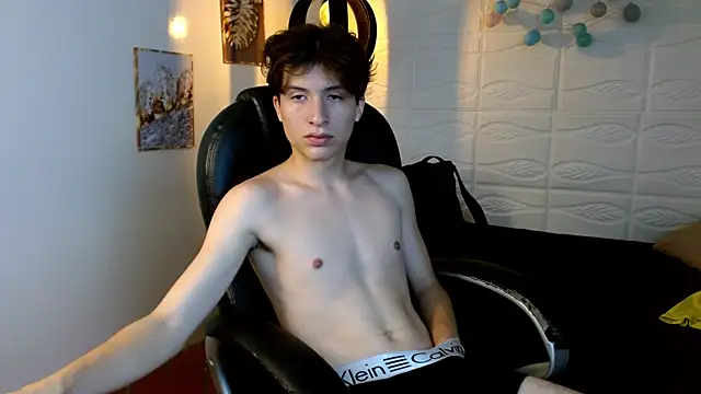 Marcoviolet online show from June 17, 8:43 pm
