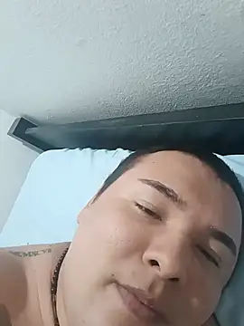 Carlos121477 online show from June 19, 4:40 am