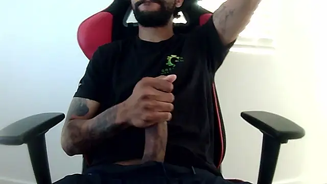 itssofuckingbig online show from August 6, 2:17 am