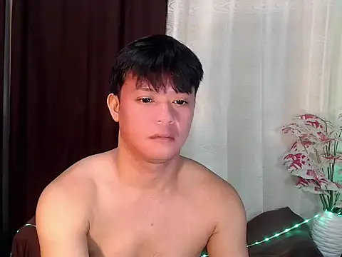 kingdomcum96 online show from August 2, 9:35 pm