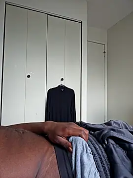 eljefeg718 online show from June 27, 12:44 pm