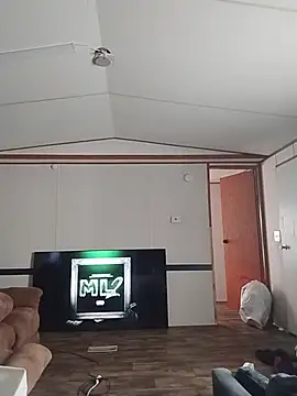 Blu334 online show from July 4, 8:45 pm