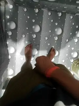 Thaboss12e online show from July 4, 11:57 am