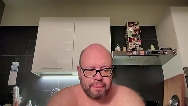 theitalianbear online show from July 9, 1:54 am