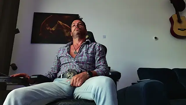 ChrisKox online show from July 14, 4:27 am