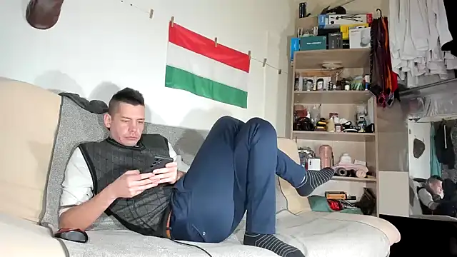 viraglaci18xh online show from January 18, 4:53 pm