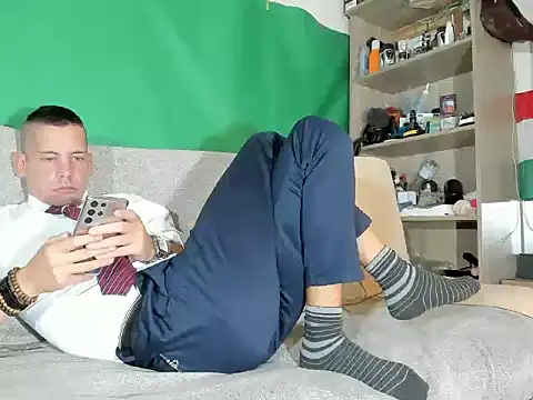 viraglaci18xh online show from October 19, 4:54 pm