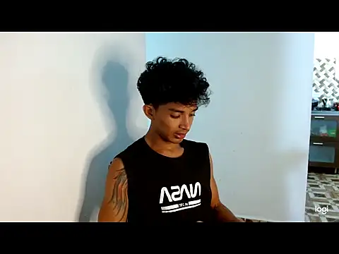 Snapshot of _dannyaldana_ chatting on October 24, 10:28 am dannyaldana online show from October 24, 10:28 am