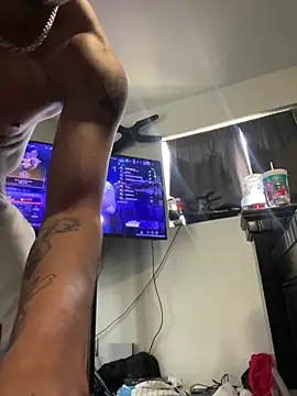 Slumlords online show from June 5, 2:56 pm