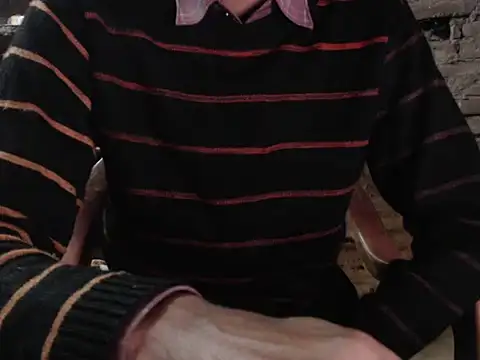 ThethunderPo online show from December 18, 3:26 am