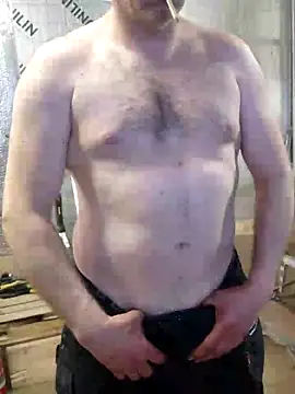 Snapshot of IronedTitan chatting on March 14, 11:52 pm IronedTitan online show from March 14, 11:52 pm