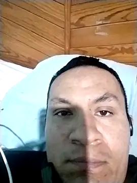 gusaven online show from April 15, 12:10 am