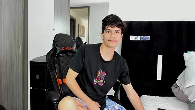 Dimitrixxx   online show from February 13, 1:05 pm