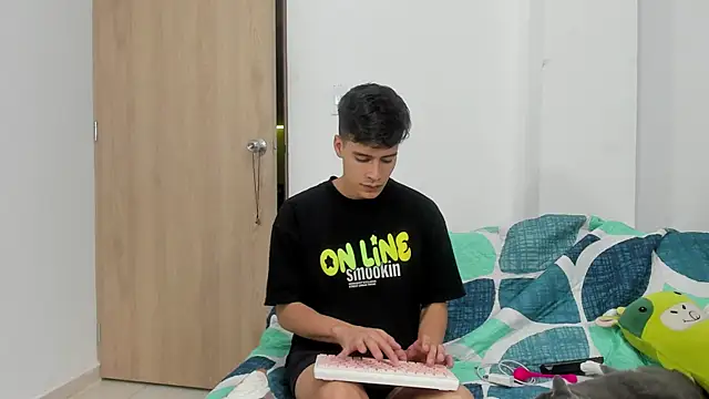 Dimitrixxx   online show from November 7, 1:31 am