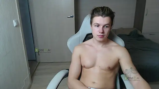 Sunny-Girl1 online show from March 10, 4:35 pm