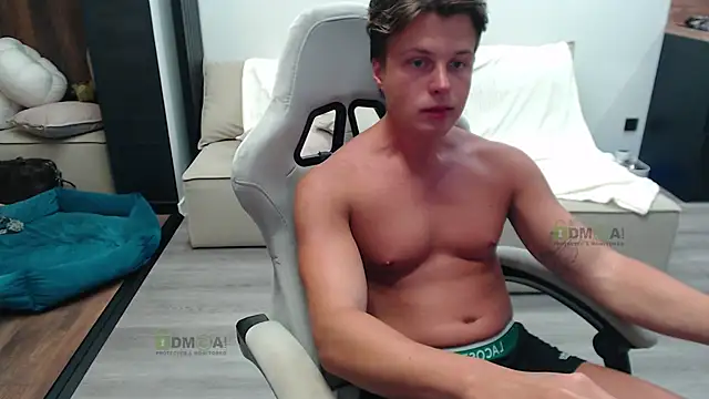 Sunny-Girl1 online show from September 20, 5:35 pm