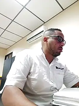 ronnyronny19 online show from April 27, 2:13 pm