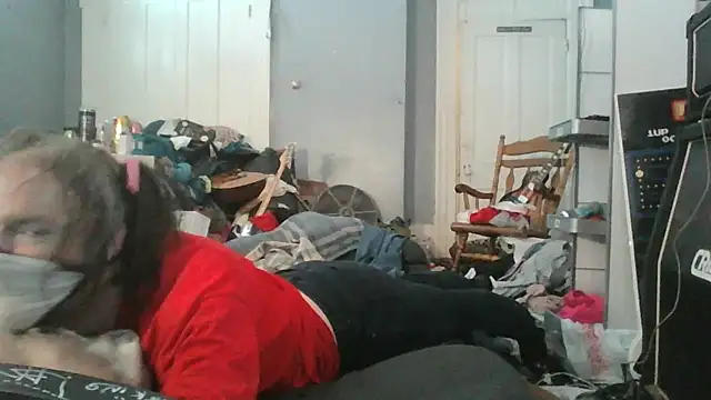 Snapshot of Valarie83 chatting on March 14, 9:43 pm Valarie83 online show from March 14, 9:43 pm