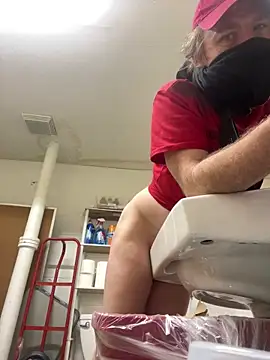 Snapshot of Valarie83 chatting on February 11, 12:48 pm Valarie83 online show from February 11, 12:48 pm