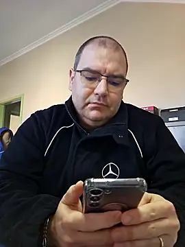 Andrew1900529 online show from January 12, 11:36 am