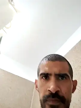 Snapshot of Mikey69me@xh chatting on March 11, 3:56 pm Mikey69mexh online show from March 11, 3:56 pm