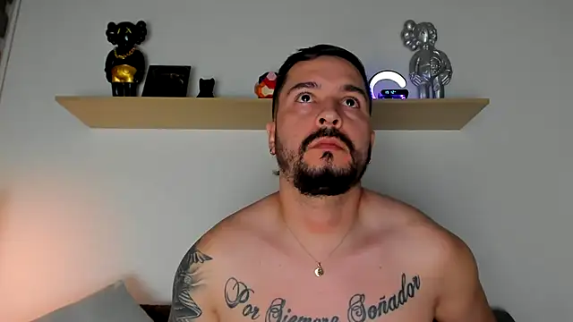 camilo restrepo21 online show from January 16, 12:12 am