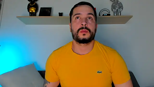 camilo restrepo21 online show from February 15, 12:16 am