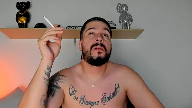 camilo restrepo21 online show from December 6, 11:47 pm