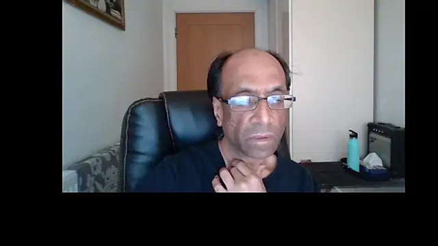 rauncher1 online show from July 17, 10:44 am