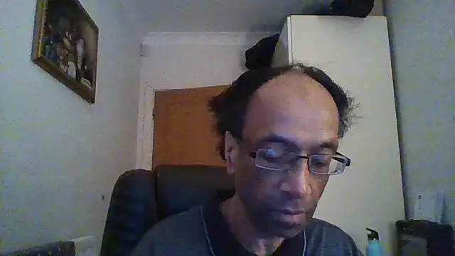 rauncher1 online show from December 18, 9:49 am