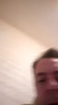 Snapshot of david_geam chatting on December 8, 3:32 am david geam online show from December 8, 3:32 am