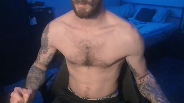 SexxxyLouis online show from March 22, 9:10 pm