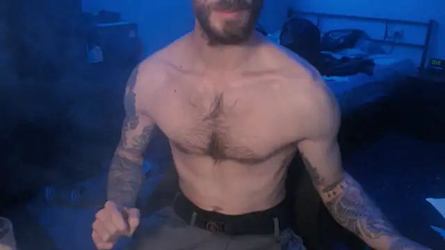 SexxxyLouis online show from March 19, 8:23 am