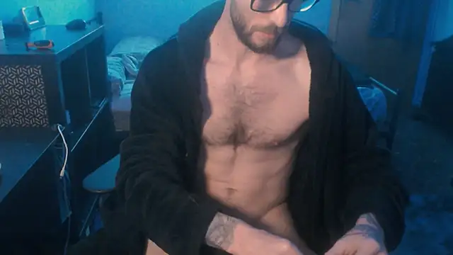 SexxxyLouis online show from March 1, 7:31 am