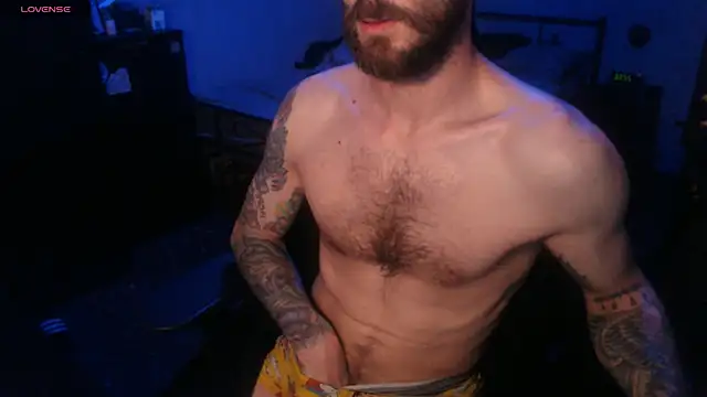 SexxxyLouis online show from October 15, 9:00 pm